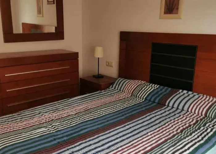 Piso Luminoso En El Temple A Coruña