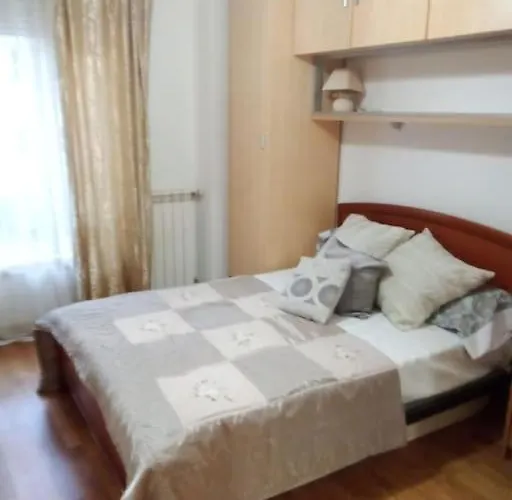 Piso Luminoso En El Temple * A Coruña